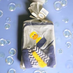 New hooded towel & 5 washcloths baby gift boy